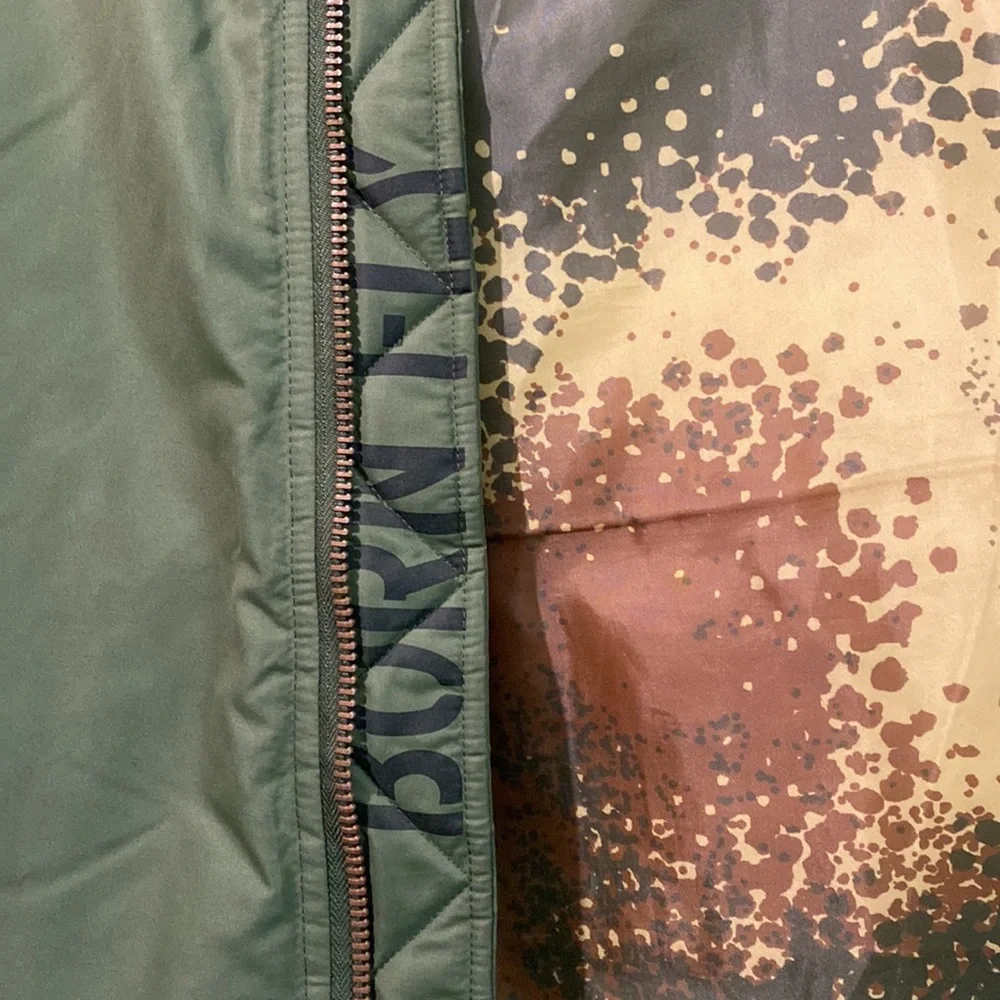 Born Fly puffer vest - Picture 15 of 16